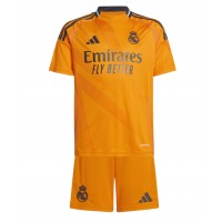 Dětský fotbalový dres Real Madrid Antonio Rudiger #22 2024-25 Venkovní Krátký Rukáv (+ trenýrky)